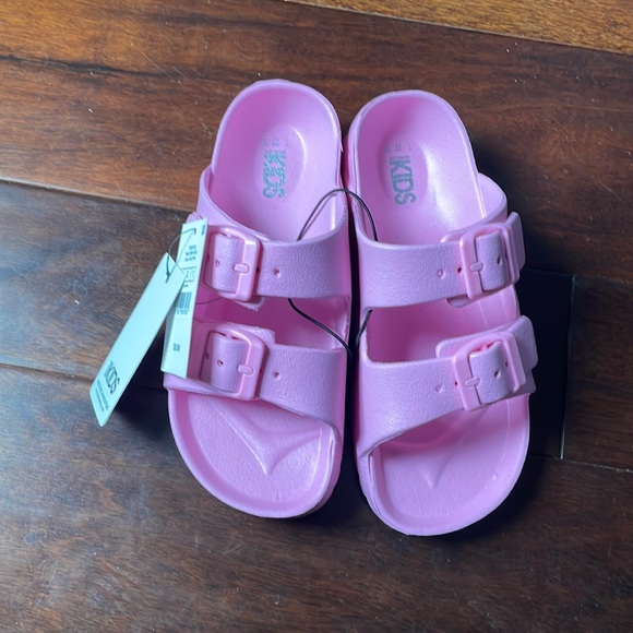 Cotton On Other - Cotton On pink strap slide for girls